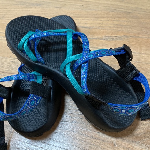 Chaco sandals in excellent condition. - Picture 2 of 6